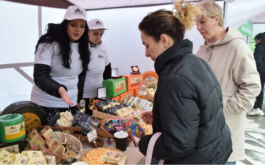 В «ПОТОКе» стартовал гастрономический фестиваль «Вкус Курска»